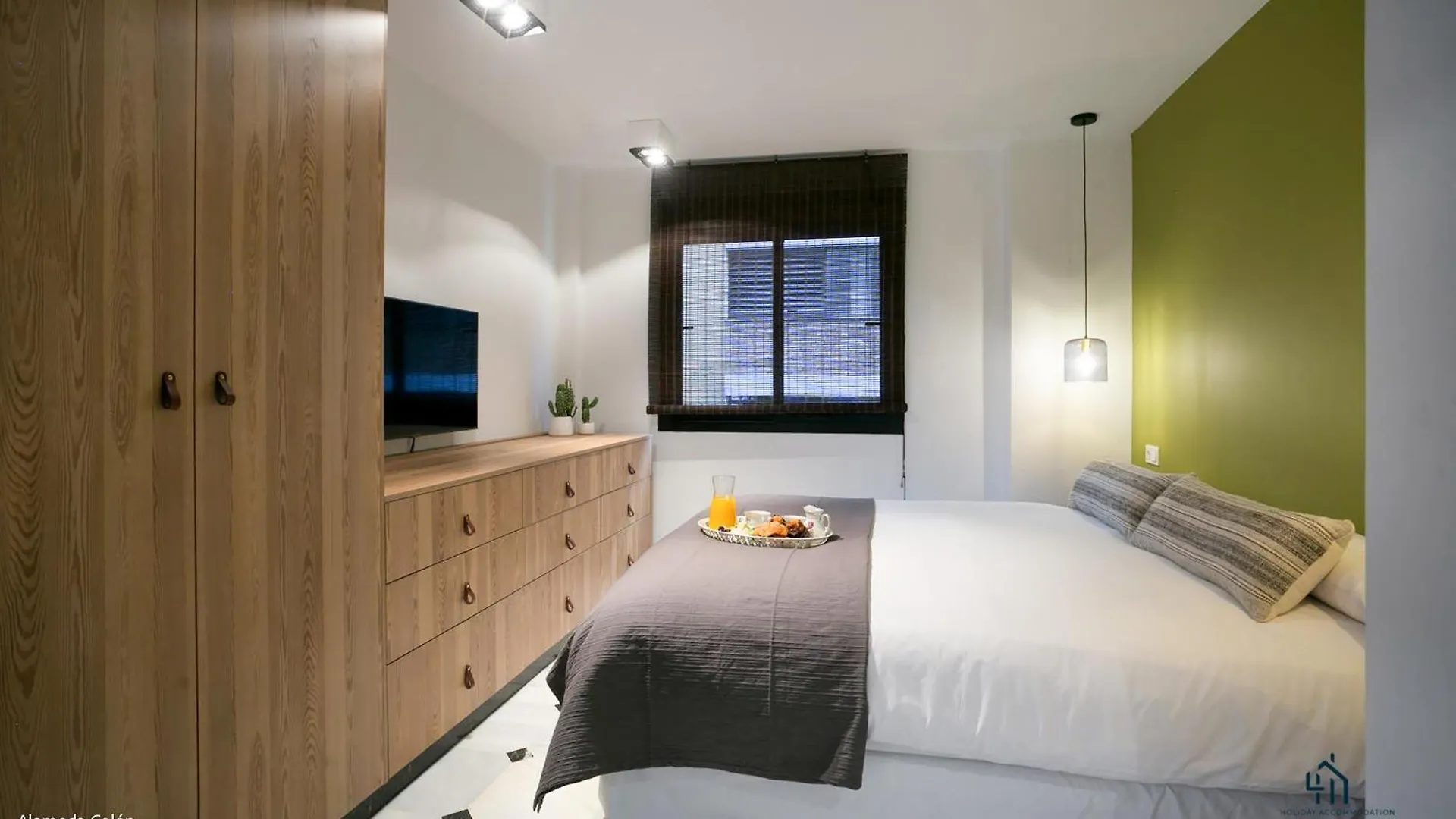 Living4Malaga San Lorenzo Spain